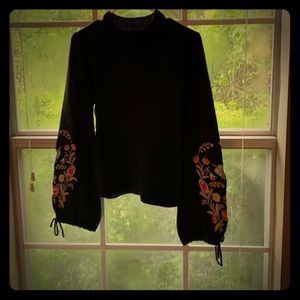 Embroidered bell sleeve sweater
